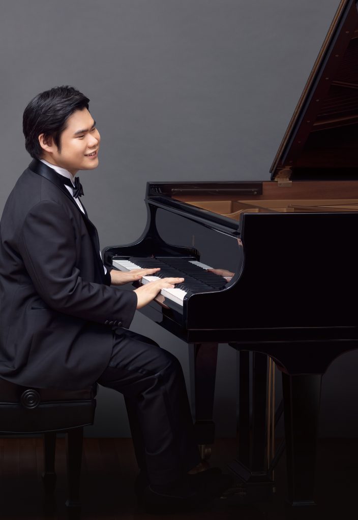 (C)Yuji Hori